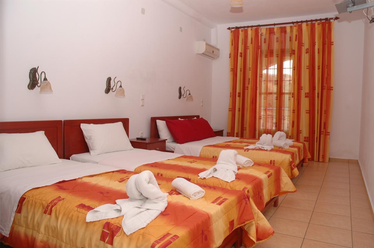 Agnanti Hotel Kalamakia Exterior photo